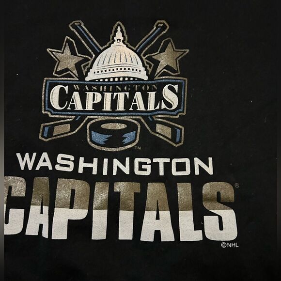 Vintage CCM NHL Washington Capitals Crewneck Sweatshirt - Picture 3 of 6